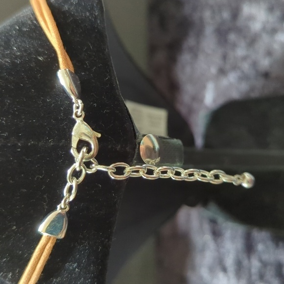 Unmarked Turquoise Color Silver Tone Pendant Adjustable Necklace w/Claw Clasp - Picture 5 of 8